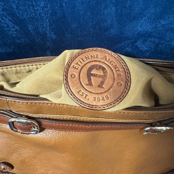 Etienne Aigner shoulder bag - Picture 5 of 6